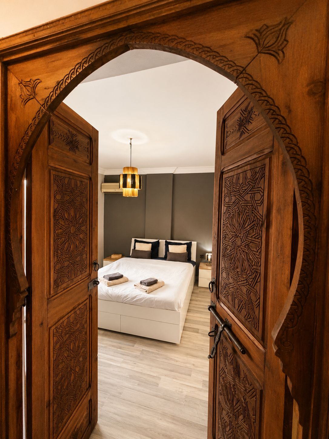 Chambre principale lumineuse